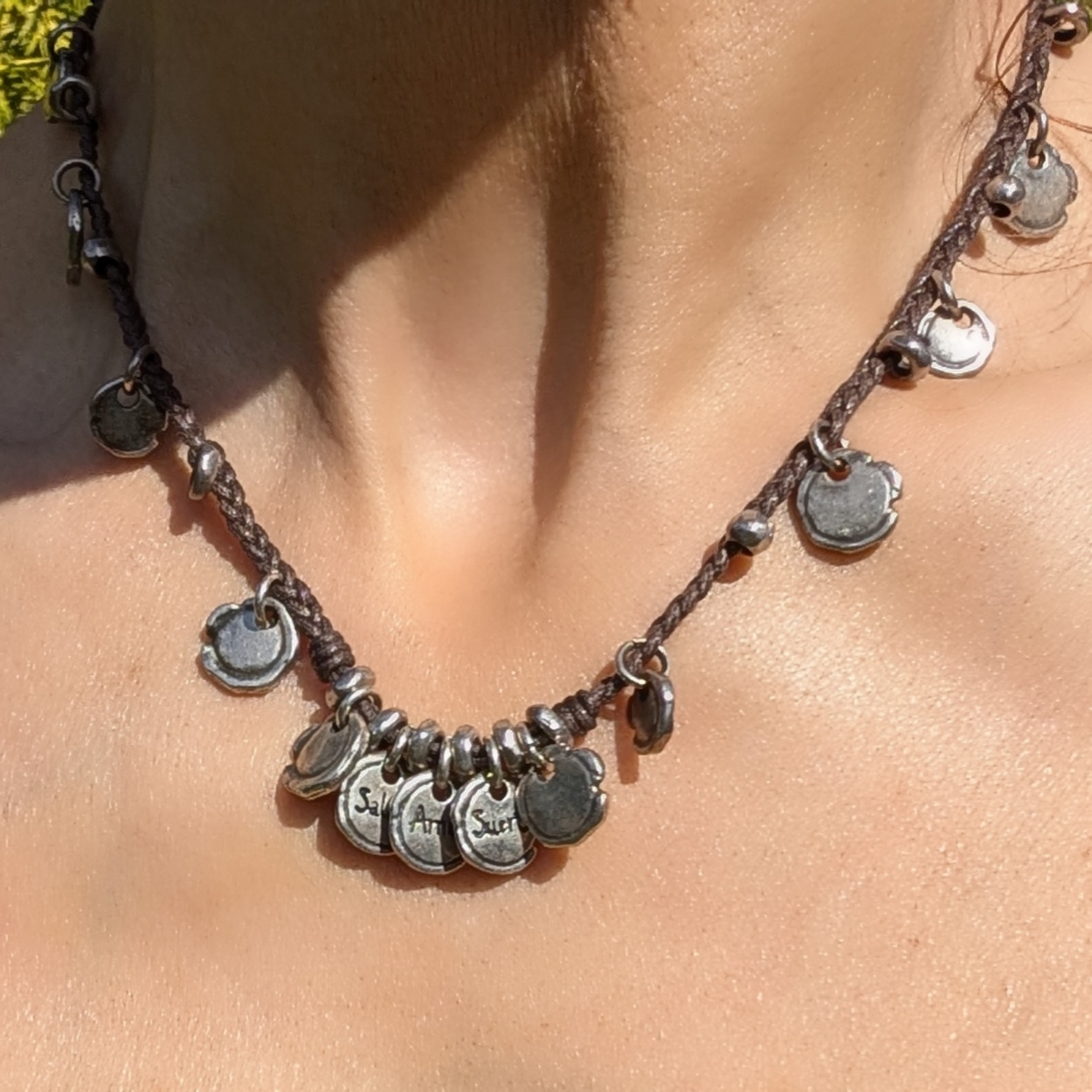 Uno De 50 Silver Me Marca Suerte Amor Salud Charm Necklace Wrap Bracelet